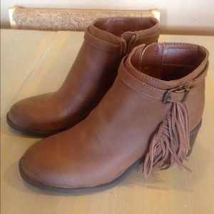 Sam Edelman CIRCUS Jolie Booties 8M Brown Fringe
